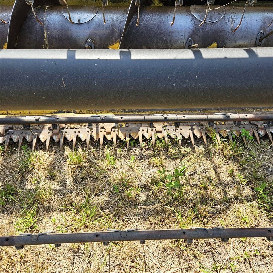 آلة حصاد New Holland TX68: صور 48