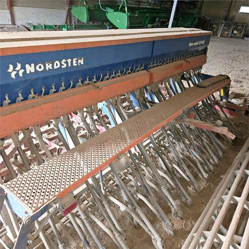 Nordsten CLP400 Kombi flex - آلات البذر والغرس والشتل: صور 3 Nordsten CLP400 Kombi flex - آلات البذر والغرس والشتل: صور 3