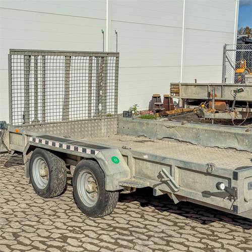 Nugent P3718 - مقطورات السيارات: صور 1 Nugent P3718 - مقطورات السيارات: صور 1