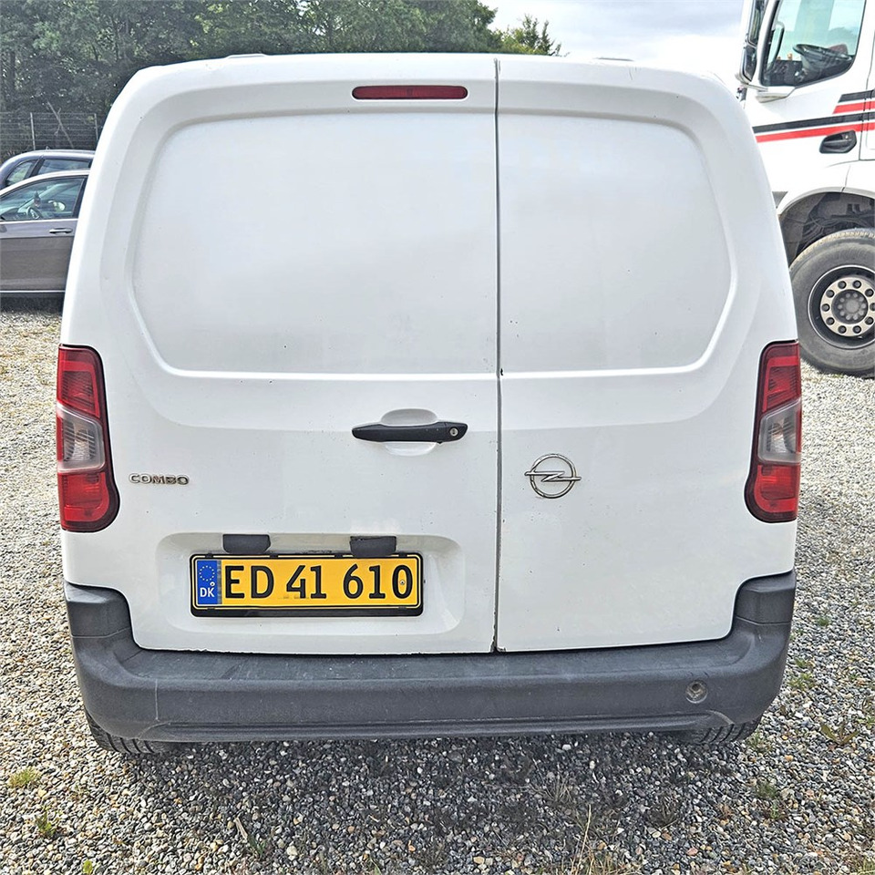 Opel Combo Van - فان المدمجة: صور 5 Opel Combo Van - فان المدمجة: صور 5