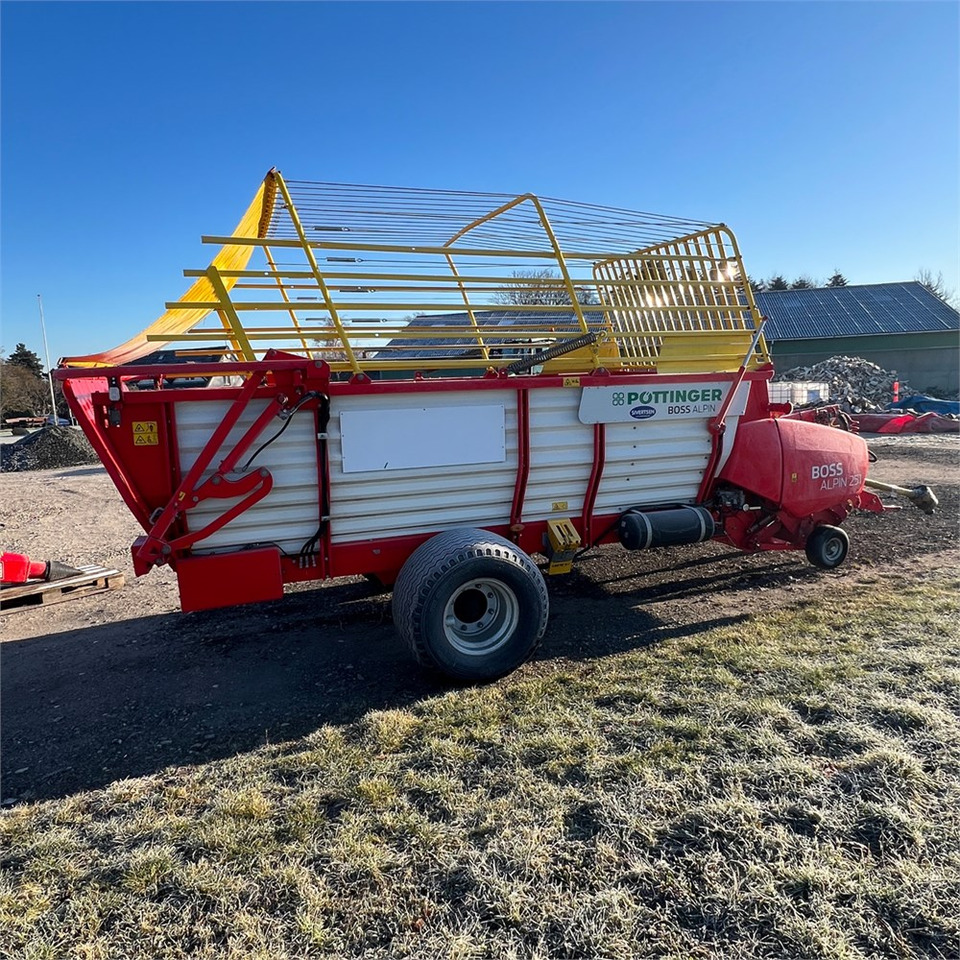 معدات القش Pöttinger Boss Alpine 251: صور 6