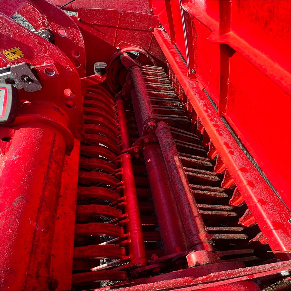 معدات القش Pöttinger Boss Alpine 251: صور 19