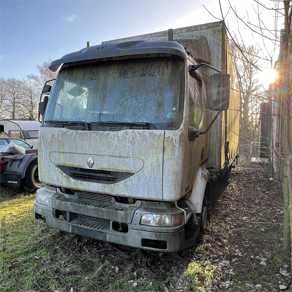 Renault 220 - بصندوق مغلق شاحنة: صور 1 Renault 220 - بصندوق مغلق شاحنة: صور 1