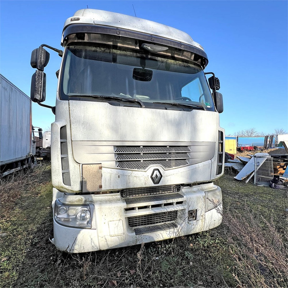 Renault 410 DXI Premimium - الشاسيه شاحنة: صور 3 Renault 410 DXI Premimium - الشاسيه شاحنة: صور 3