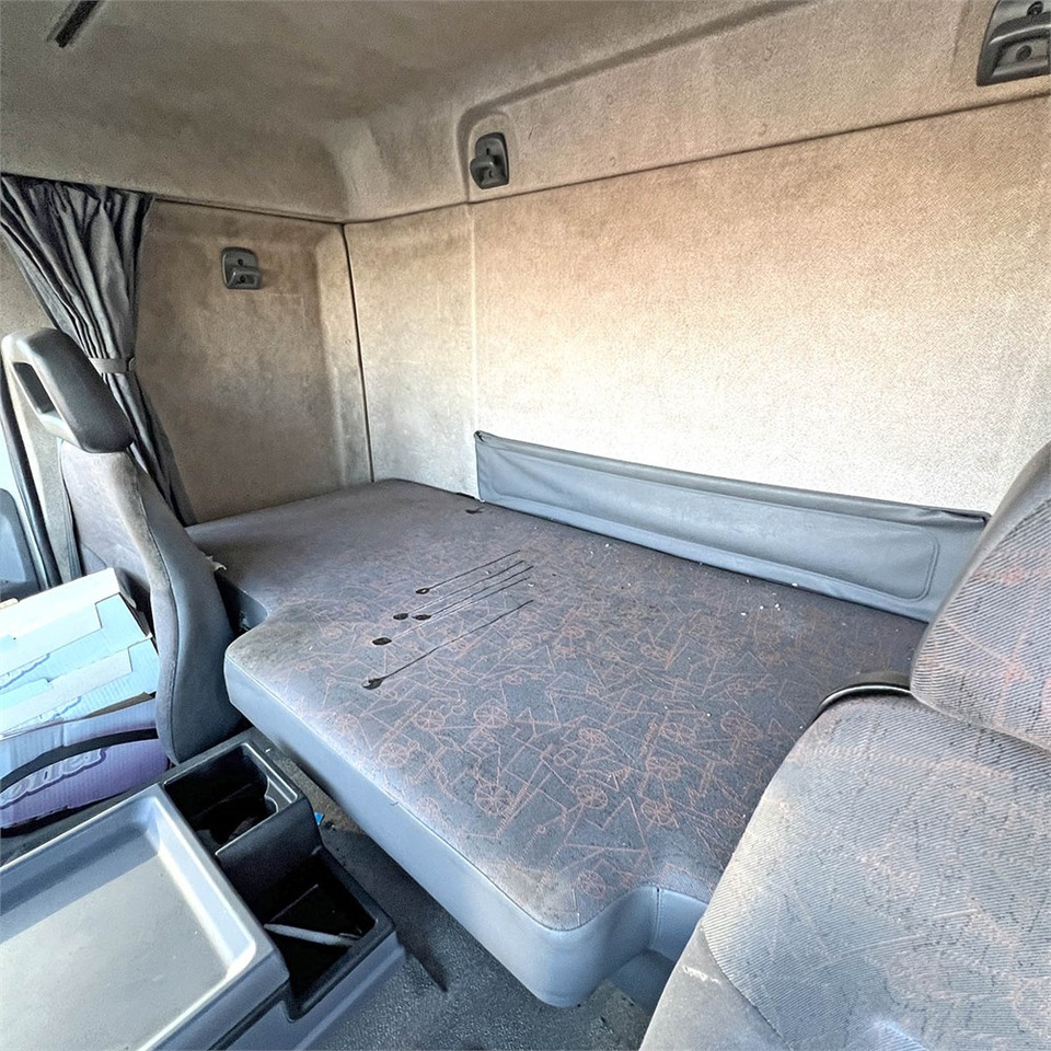 الشاسيه شاحنة Renault H 100 4x2 STD: صور 16 الشاسيه شاحنة Renault H 100 4x2 STD: صور 16