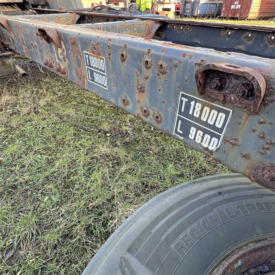 الشاسيه شاحنة Renault H 100 4x2 STD: صور 24 الشاسيه شاحنة Renault H 100 4x2 STD: صور 24