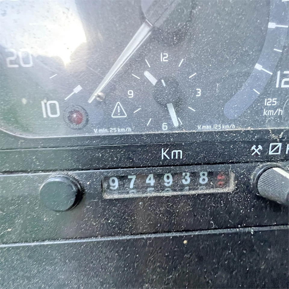 الشاسيه شاحنة Renault H 100 4x2 STD: صور 19 الشاسيه شاحنة Renault H 100 4x2 STD: صور 19