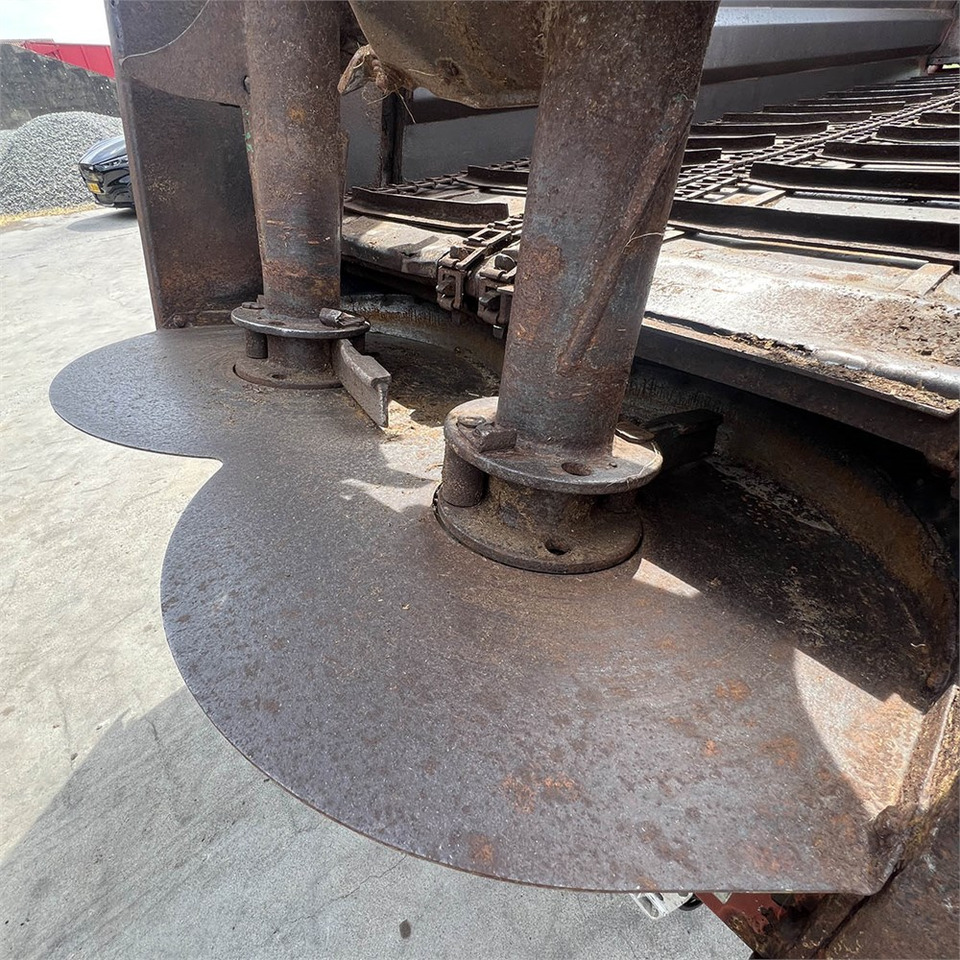 نثر السماد Samson 1009 MT: صور 16 نثر السماد Samson 1009 MT: صور 16