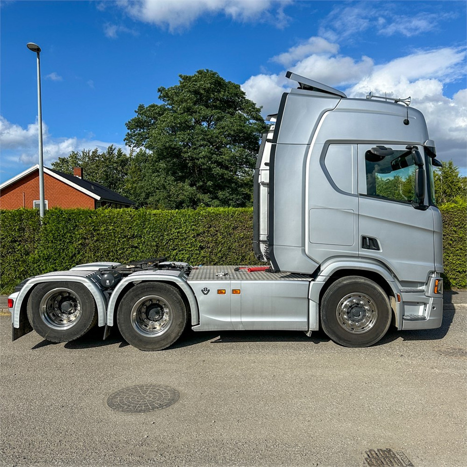 Scania R530 (A6X2NB) - شاحنة جرار: صور 3 Scania R530 (A6X2NB) - شاحنة جرار: صور 3