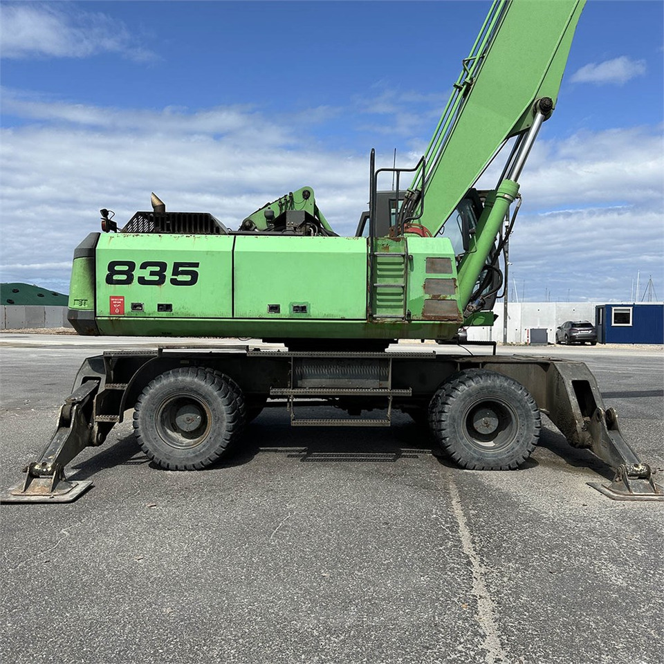 Sennebogen 835M - حفارة النقل والشحن: صور 3 Sennebogen 835M - حفارة النقل والشحن: صور 3