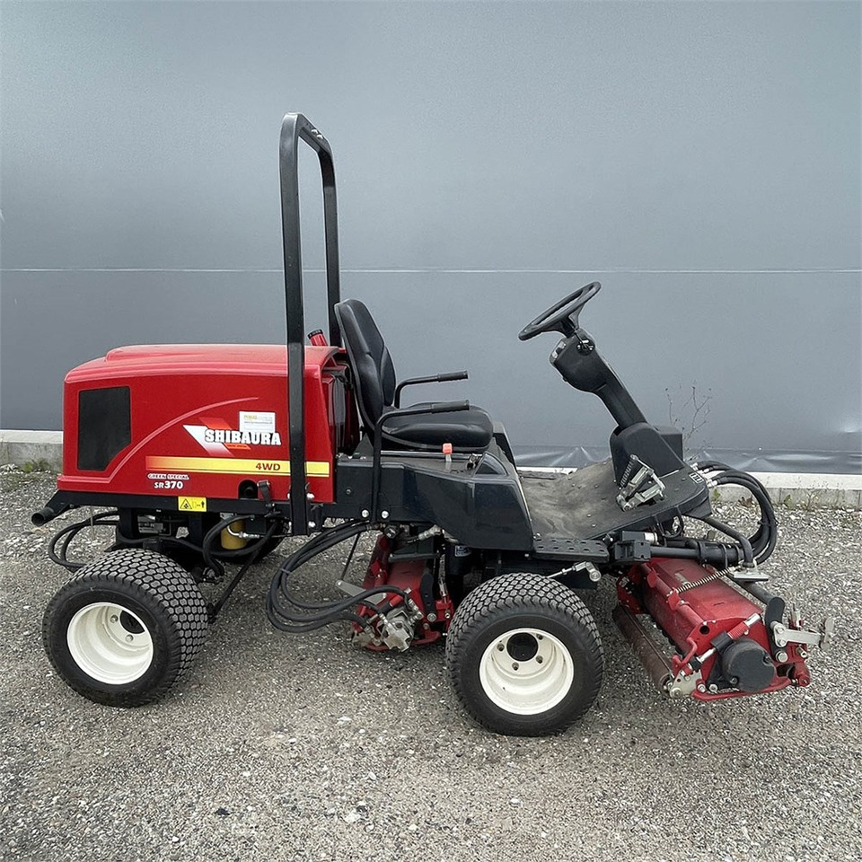 Shibaura SR370 - جزازة المروج: صور 3 Shibaura SR370 - جزازة المروج: صور 3