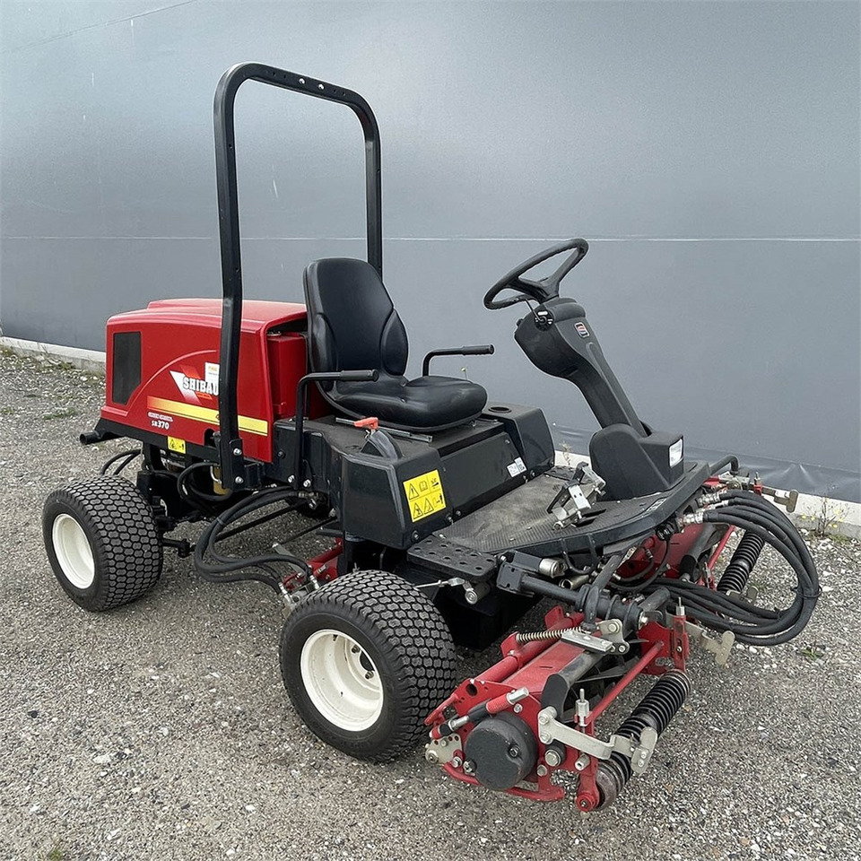 Shibaura SR370 - جزازة المروج: صور 1 Shibaura SR370 - جزازة المروج: صور 1