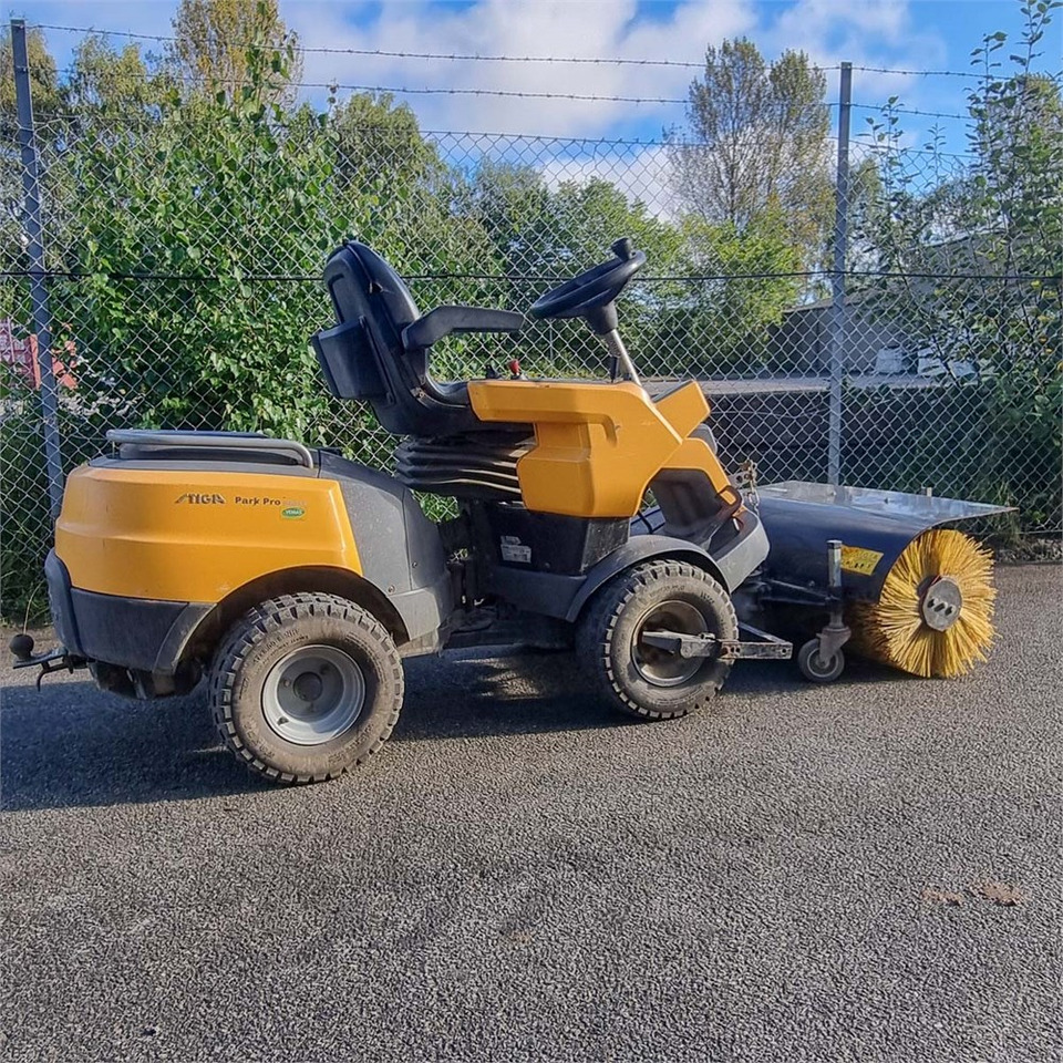 Stiga Park PRo 540 IX - جزازة المروج: صور 2 Stiga Park PRo 540 IX - جزازة المروج: صور 2