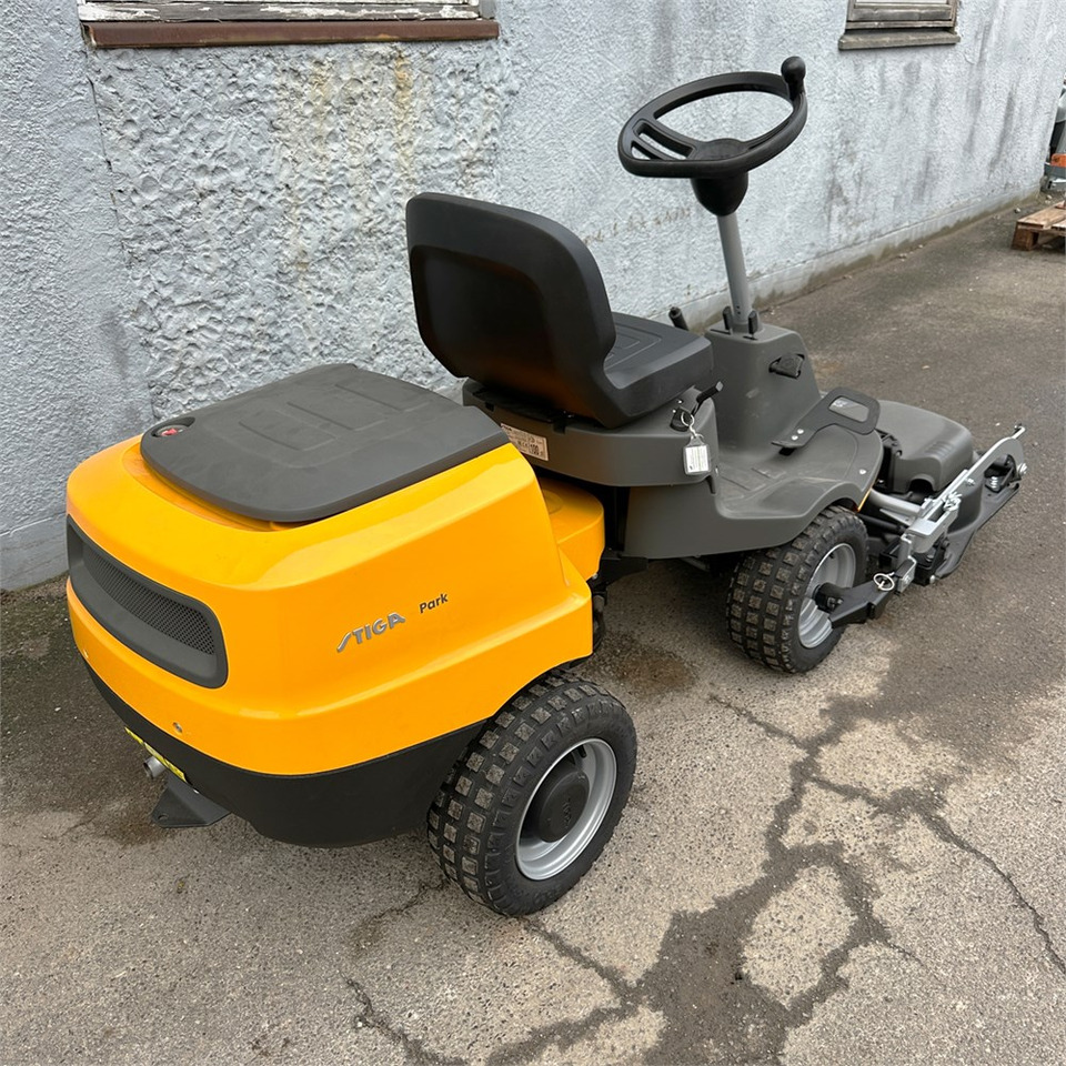 Stiga V 302 - جزازة المروج: صور 5 Stiga V 302 - جزازة المروج: صور 5