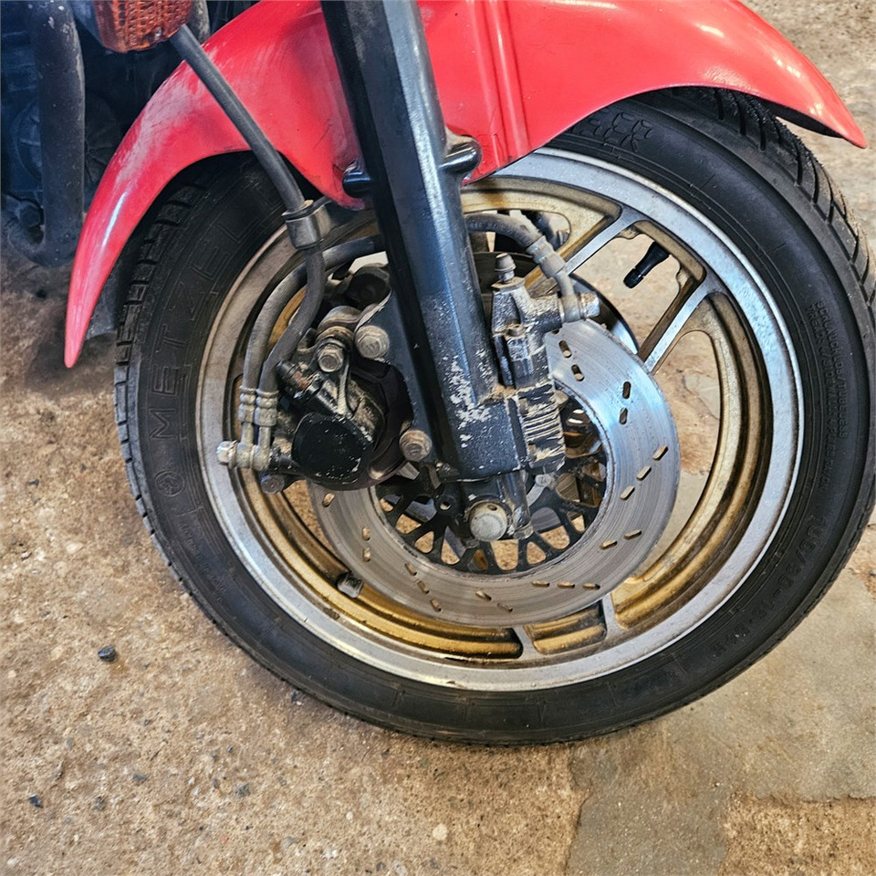 دراجة بخارية Suzuki GR72A: صور 30