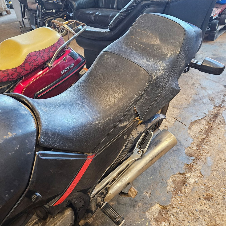 دراجة بخارية Suzuki GR72A: صور 9