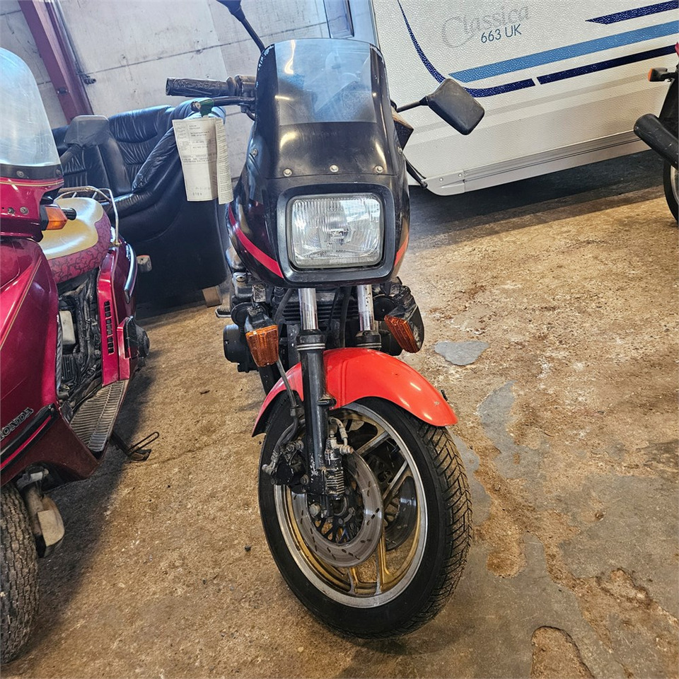 دراجة بخارية Suzuki GR72A: صور 8