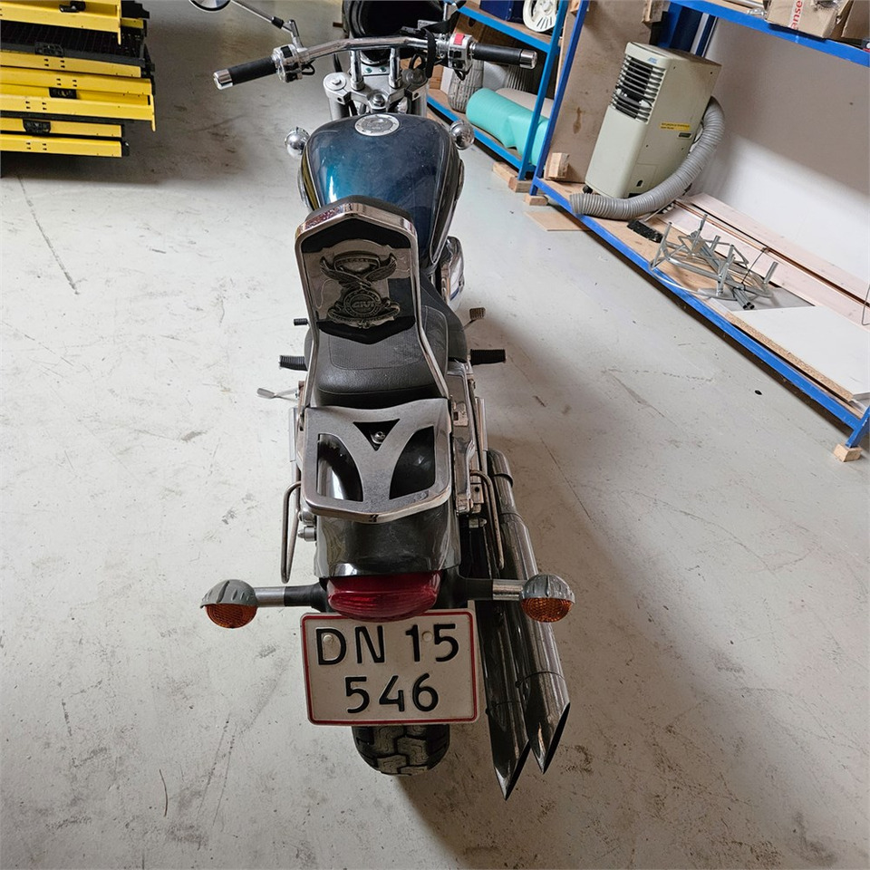 Suzuki Marauder VZ 800 - دراجة بخارية: صور 4 Suzuki Marauder VZ 800 - دراجة بخارية: صور 4