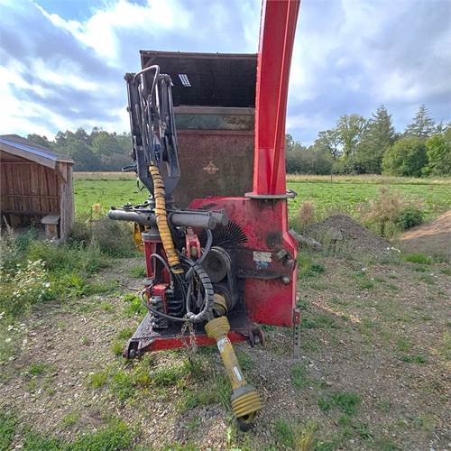 TP 280 PTO - ماكينة تقطيع الأغصان: صور 2 TP 280 PTO - ماكينة تقطيع الأغصان: صور 2