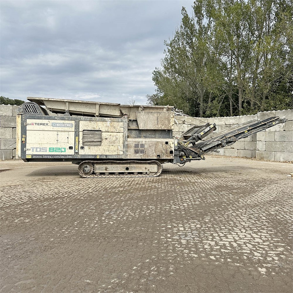 Terex TDS 820 - آلة تمزيق صناعية: صور 1 Terex TDS 820 - آلة تمزيق صناعية: صور 1