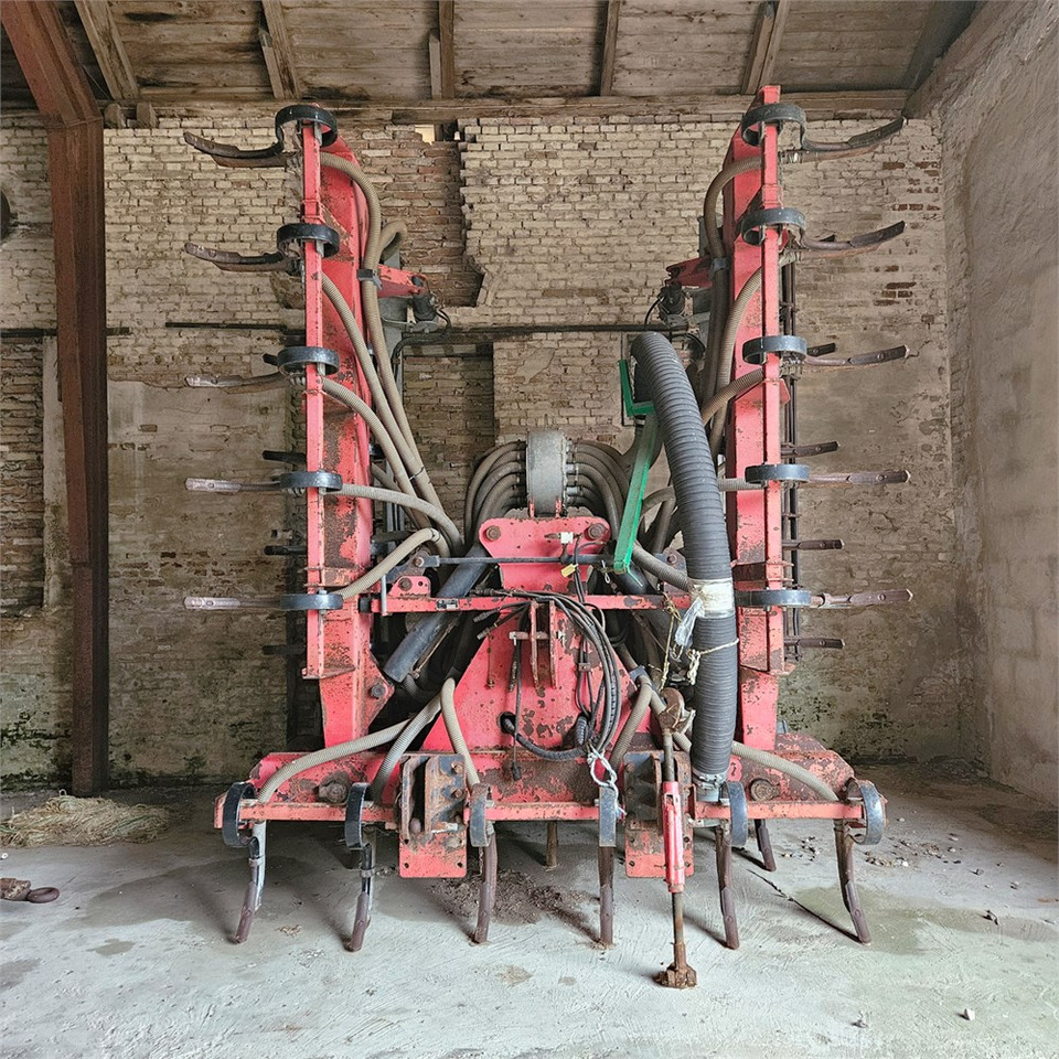 Thyregod FM-8000 Fieldmaster - آلات الأسمدة: صور 1 Thyregod FM-8000 Fieldmaster - آلات الأسمدة: صور 1