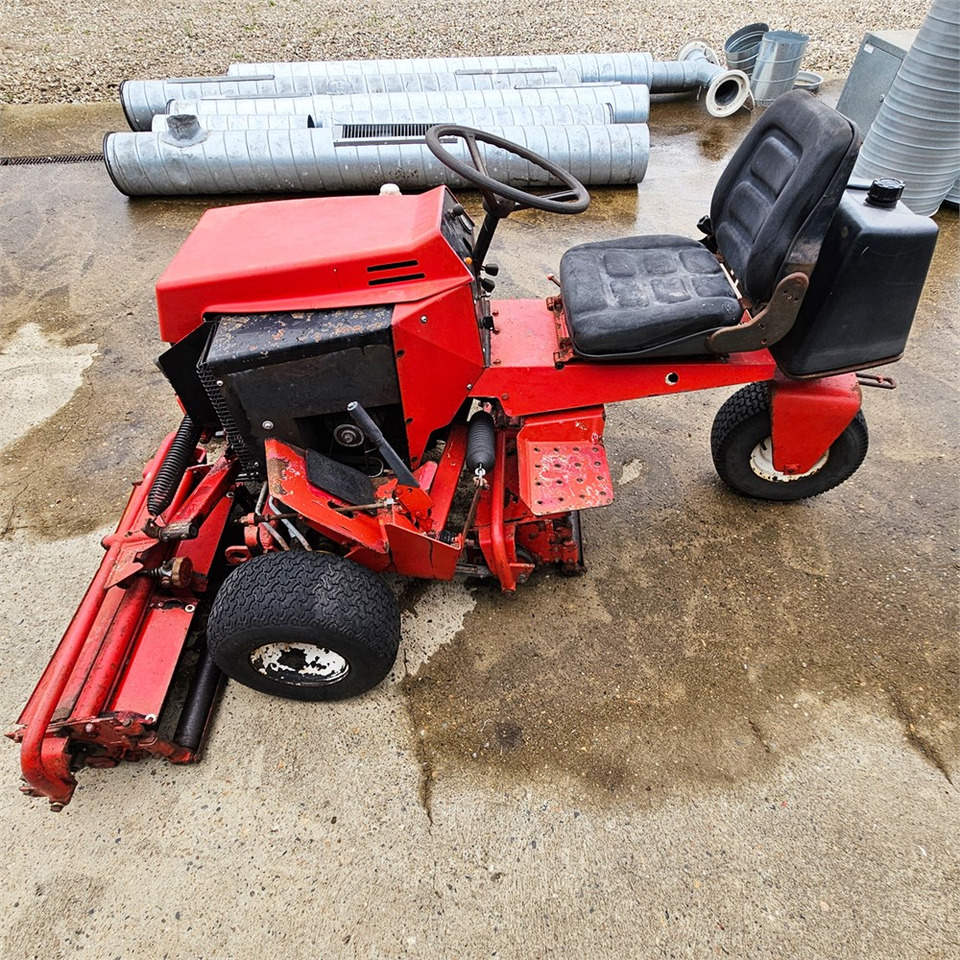 Toro 15-2158 ccw - جزازة المروج: صور 4 Toro 15-2158 ccw - جزازة المروج: صور 4