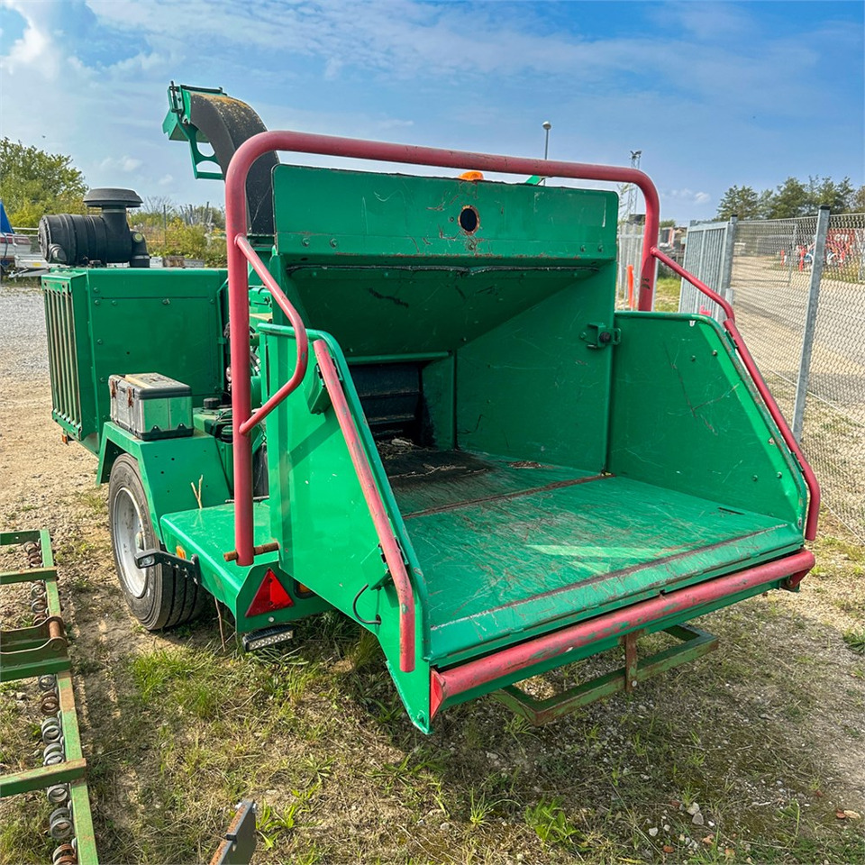 Vermeer BC1000 XL - ماكينة تقطيع الأغصان: صور 3 Vermeer BC1000 XL - ماكينة تقطيع الأغصان: صور 3