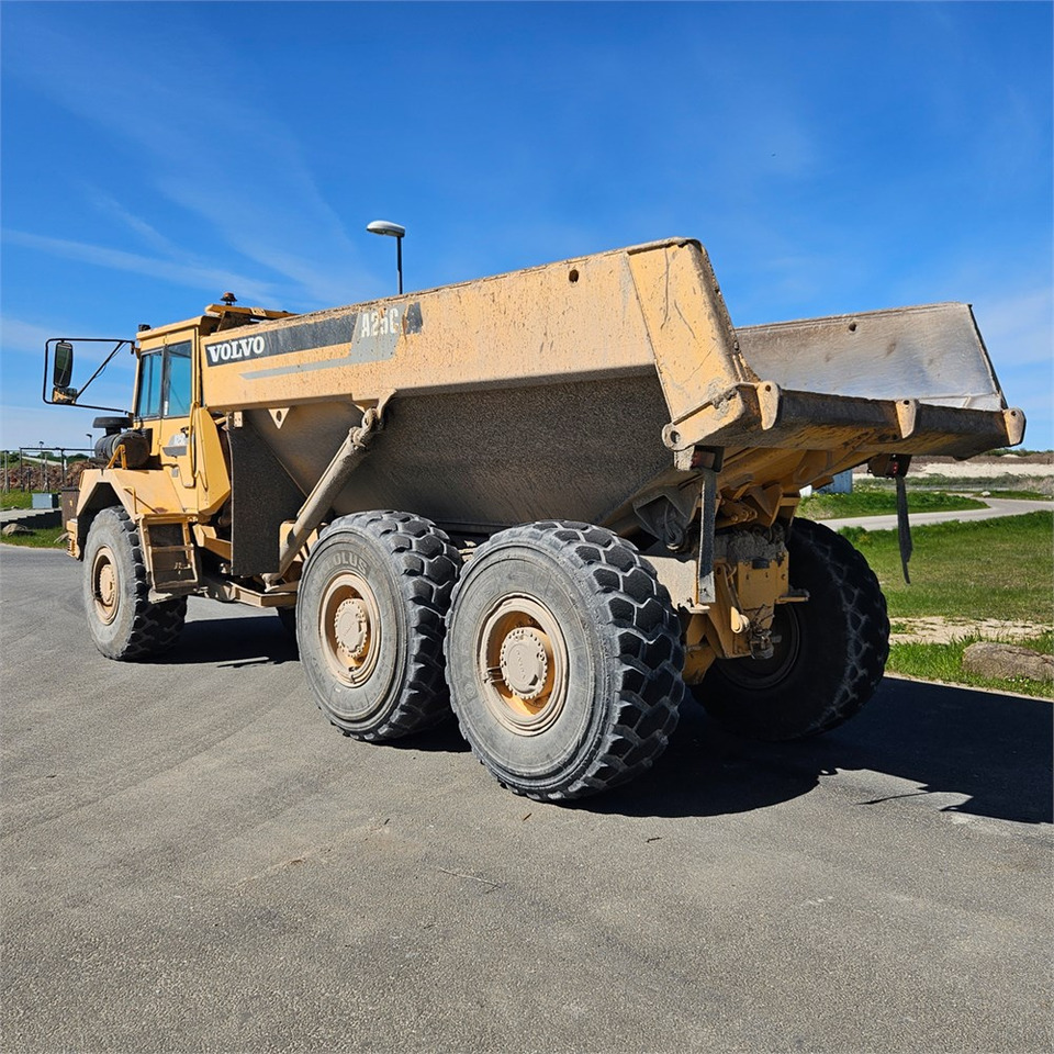 Volvo A25 C - شاحنة مفصلية: صور 4 Volvo A25 C - شاحنة مفصلية: صور 4