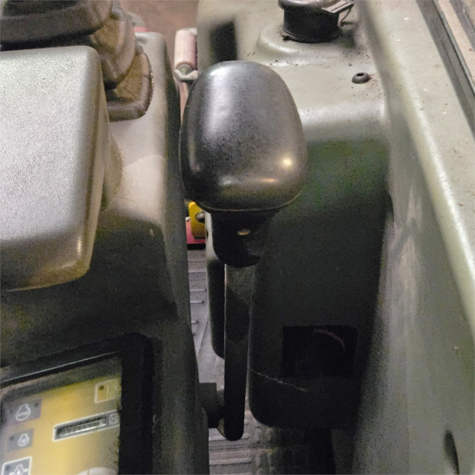 حفارة مصغرة Volvo EC20 B XTV: صور 15