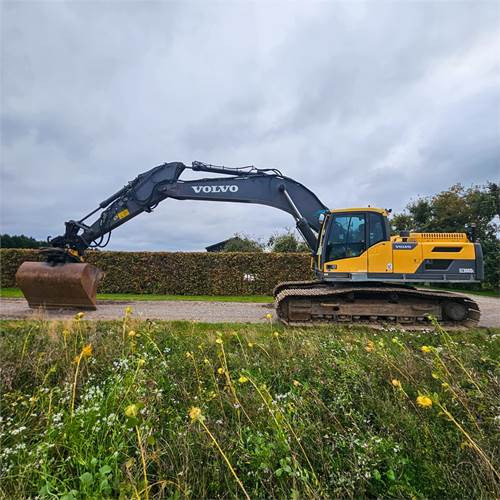 Volvo EC300 DL - حفارات زحافة: صور 3 Volvo EC300 DL - حفارات زحافة: صور 3