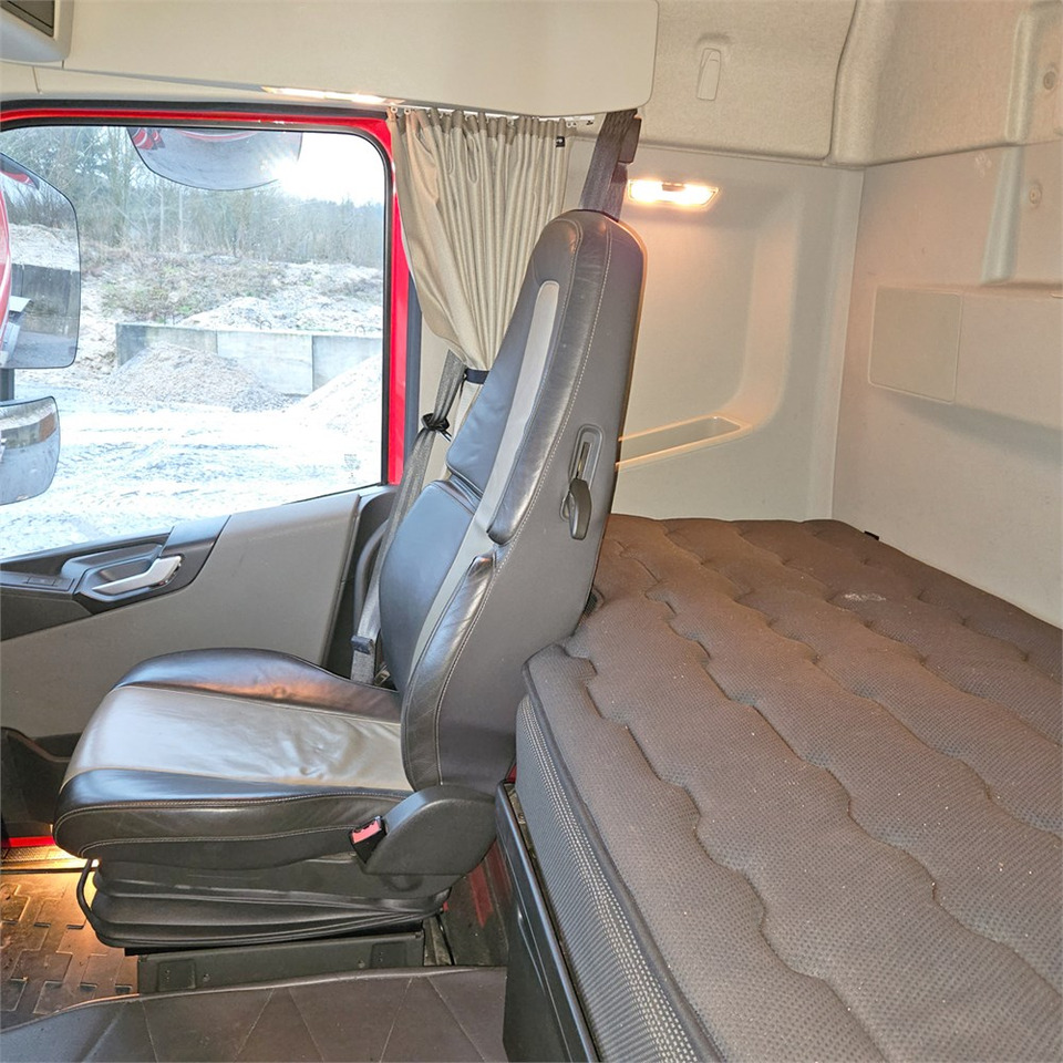 شاحنة جرار Volvo FH 500: صور 11