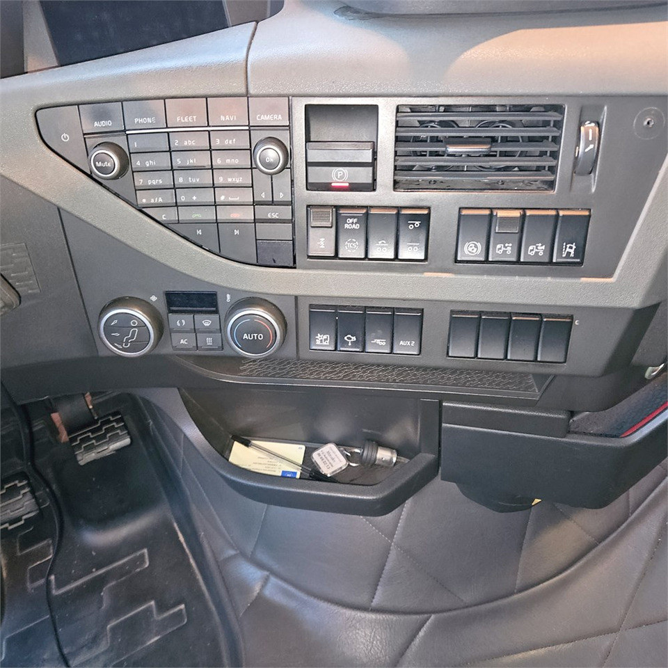 شاحنة جرار Volvo FH 500: صور 16