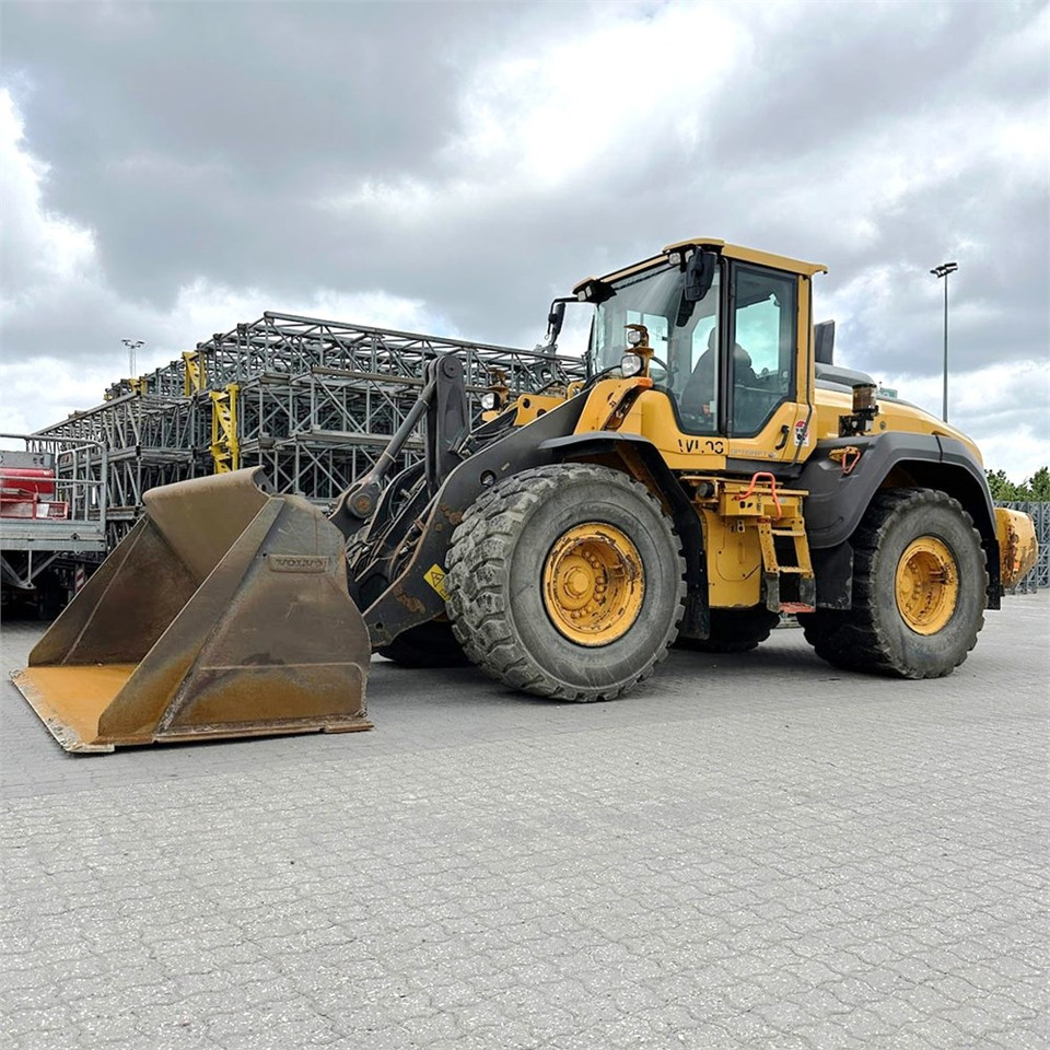 Volvo L120 H - اللودر بعجل: صور 1 Volvo L120 H - اللودر بعجل: صور 1