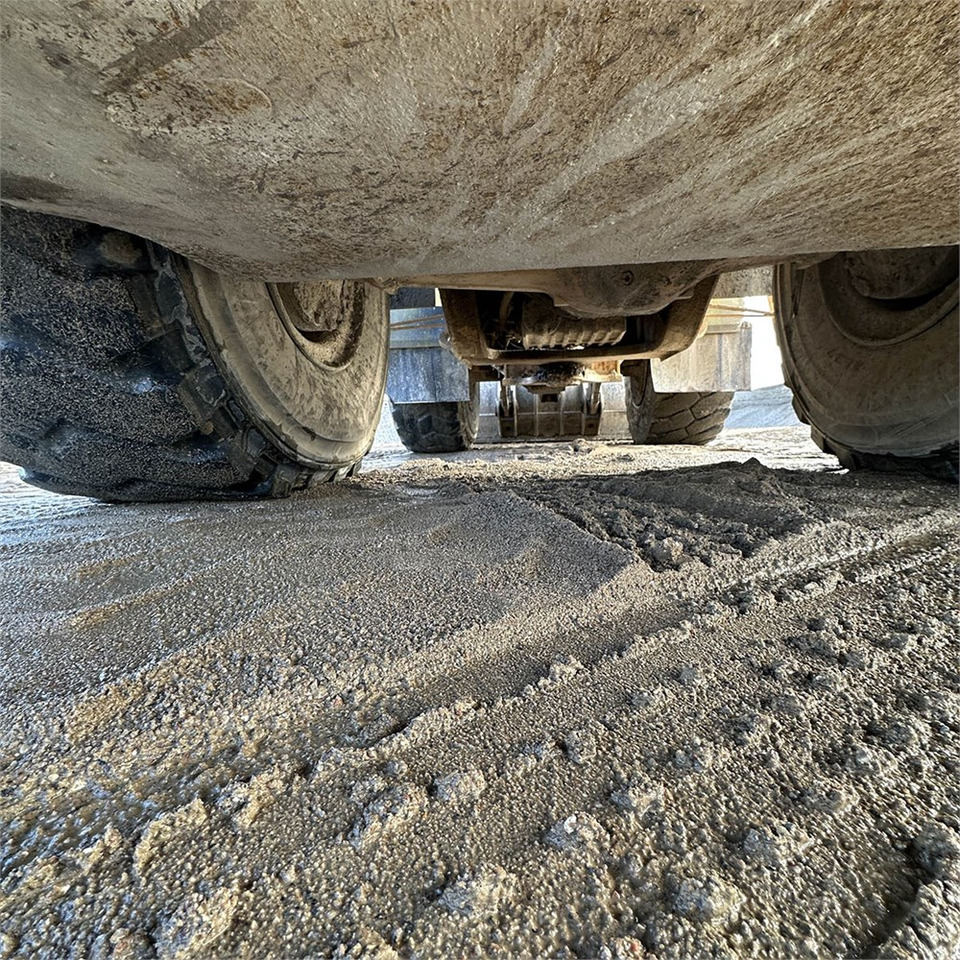 اللودر بعجل Volvo L150 G: صور 35