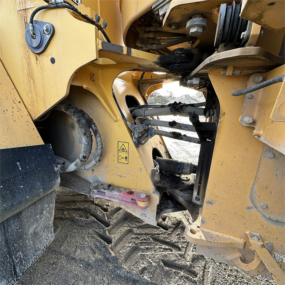 اللودر بعجل Volvo L150 G: صور 30