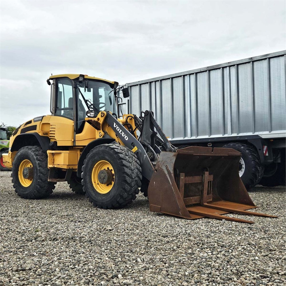 Volvo L45F-TP - اللودر بعجل: صور 2 Volvo L45F-TP - اللودر بعجل: صور 2