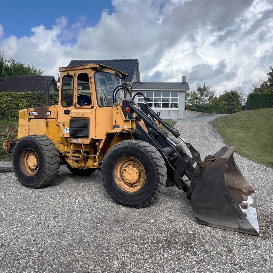 Volvo L50 - اللودر بعجل: صور 4 Volvo L50 - اللودر بعجل: صور 4