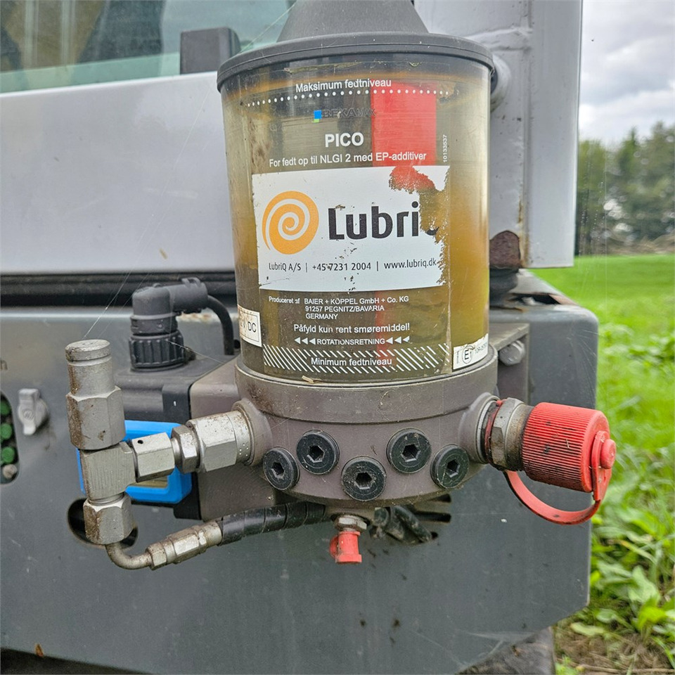 حفارة مصغرة Wacker Neuson ET35: صور 37 حفارة مصغرة Wacker Neuson ET35: صور 37