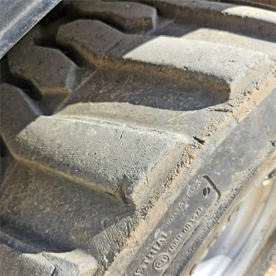 اللودر بعجل Wacker Neuson WL 32/RL30: صور 40