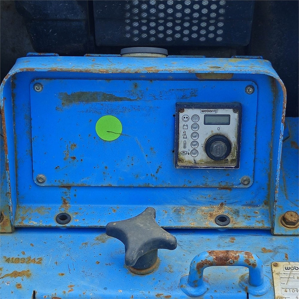 تأجير Weber CR 7 Weber CR 7: صور 13 تأجير Weber CR 7 Weber CR 7: صور 13