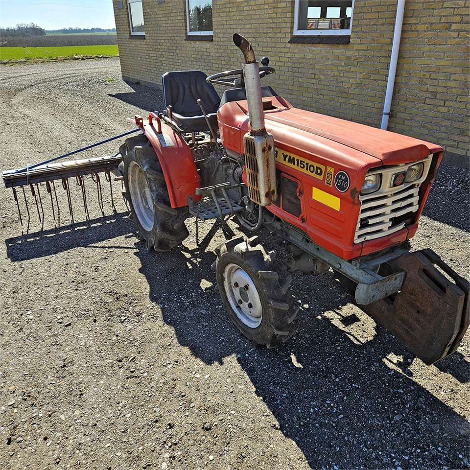 Yanmar 1510 D - جرارات البلدية: صور 1 Yanmar 1510 D - جرارات البلدية: صور 1