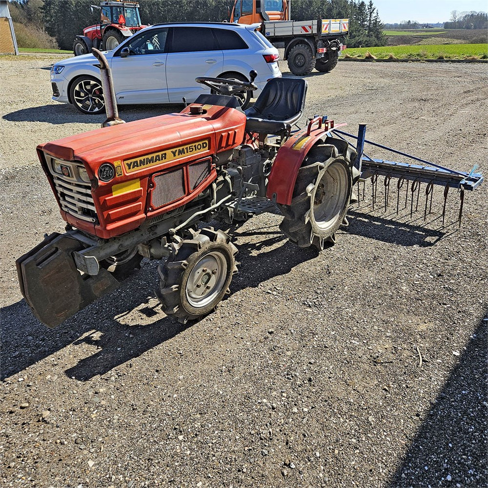 Yanmar 1510 D - جرارات البلدية: صور 3 Yanmar 1510 D - جرارات البلدية: صور 3