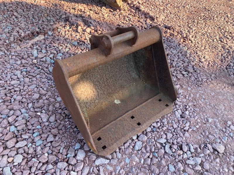 GEITH 40 CM POUR MINIPELLE - بكت حفار - آلات البناء: صور 1 GEITH 40 CM POUR MINIPELLE - بكت حفار - آلات البناء: صور 1
