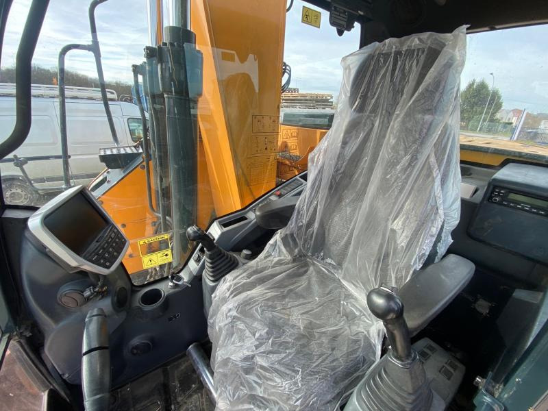 حفارات زحافة Hyundai HX 145LCR: صور 8
