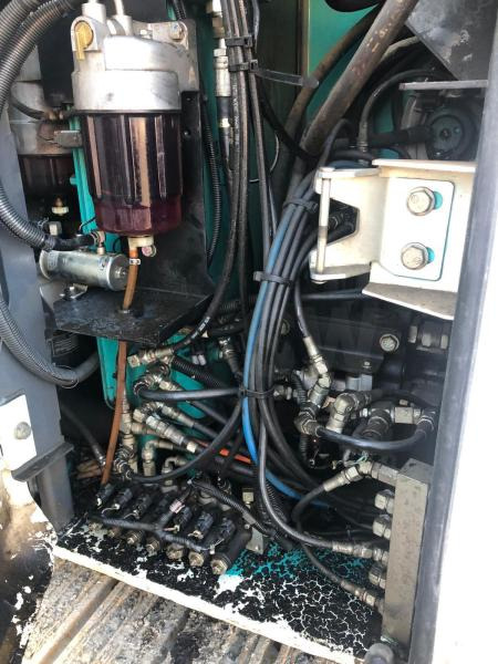 حفارة مصغرة Kobelco SK 75SR-3E: صور 15