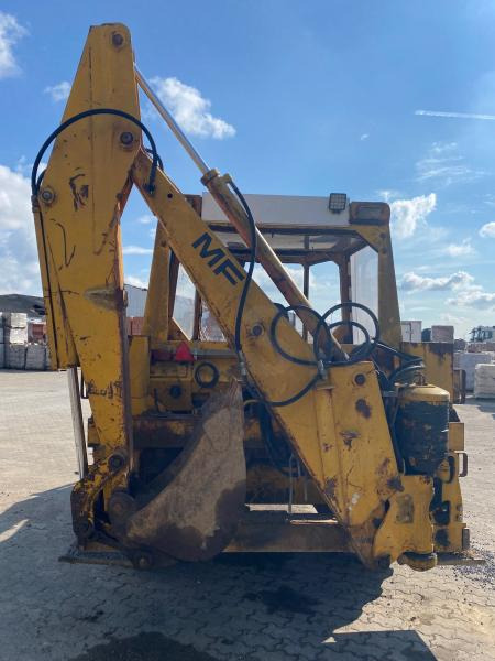 Massey Ferguson MF 50BII - حفار متعدد الاستخدام: صور 5 Massey Ferguson MF 50BII - حفار متعدد الاستخدام: صور 5