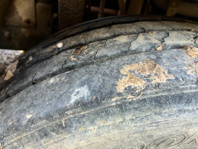 شاحنة ذات الخطاف, شاحنة كرين Nissan ATLEON 150.25: صور 19