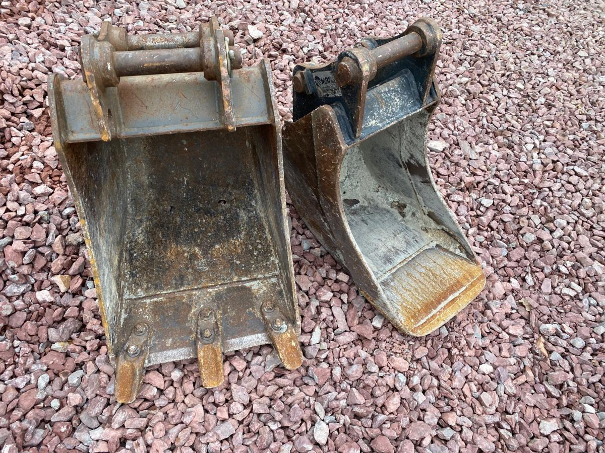 VOLVO 30CM - بكت حفار: صور 1 VOLVO 30CM - بكت حفار: صور 1