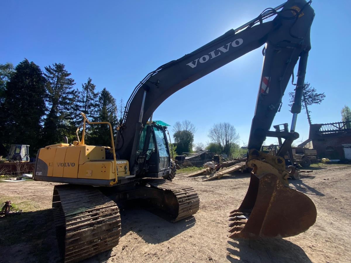 Volvo EC160 CL - حفارات زحافة: صور 2 Volvo EC160 CL - حفارات زحافة: صور 2
