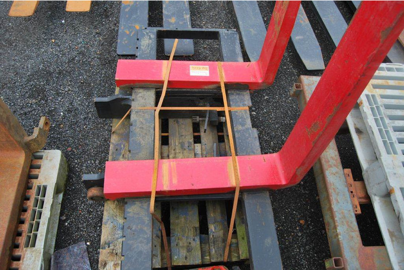 Hyster Gabelträger/ Fork carriage - معدات المناولة: صور 3 Hyster Gabelträger/ Fork carriage - معدات المناولة: صور 3